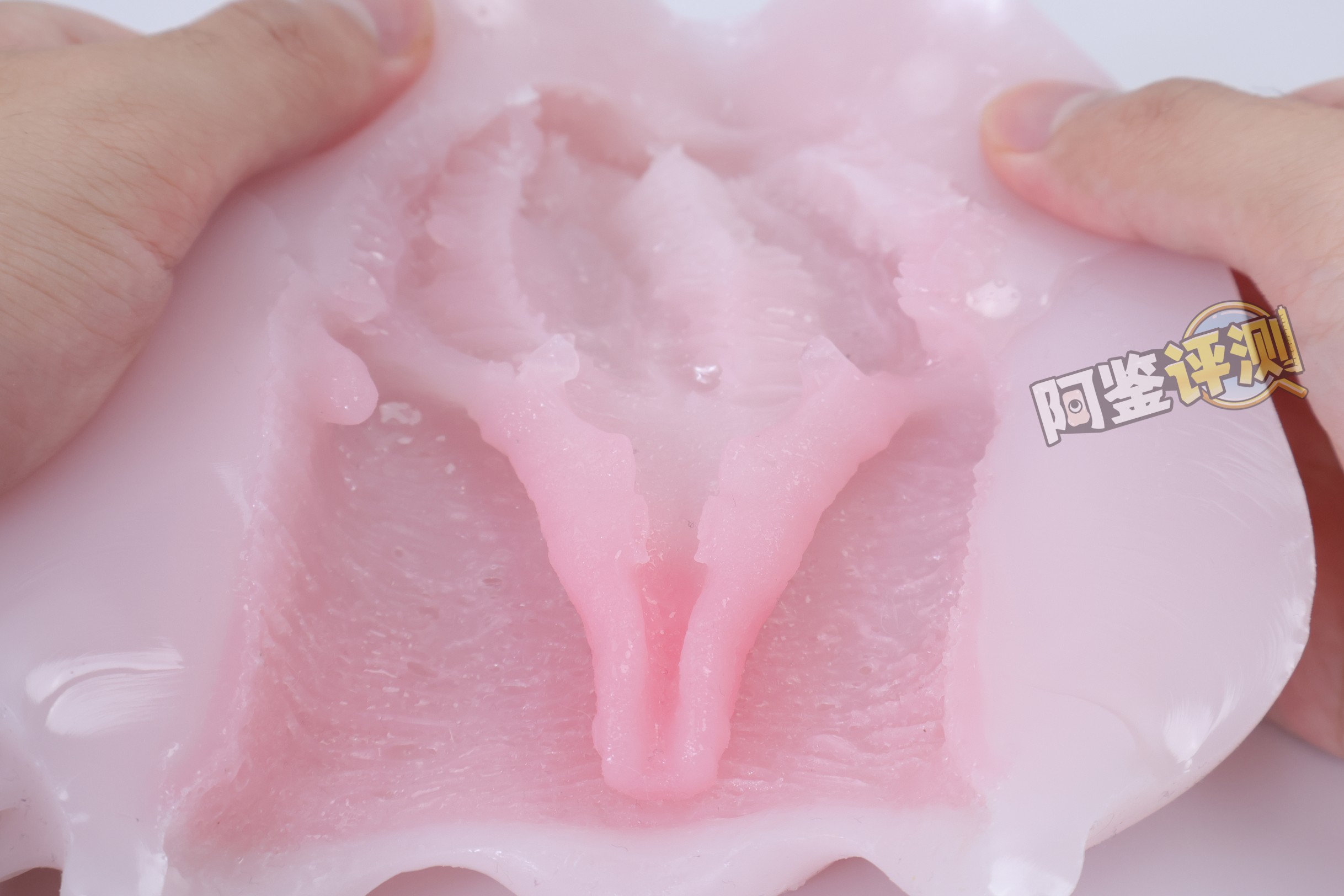 火炮——“ 颜面性器”评测!很有创意的设定,但是实际体验上完全没有体现出特点