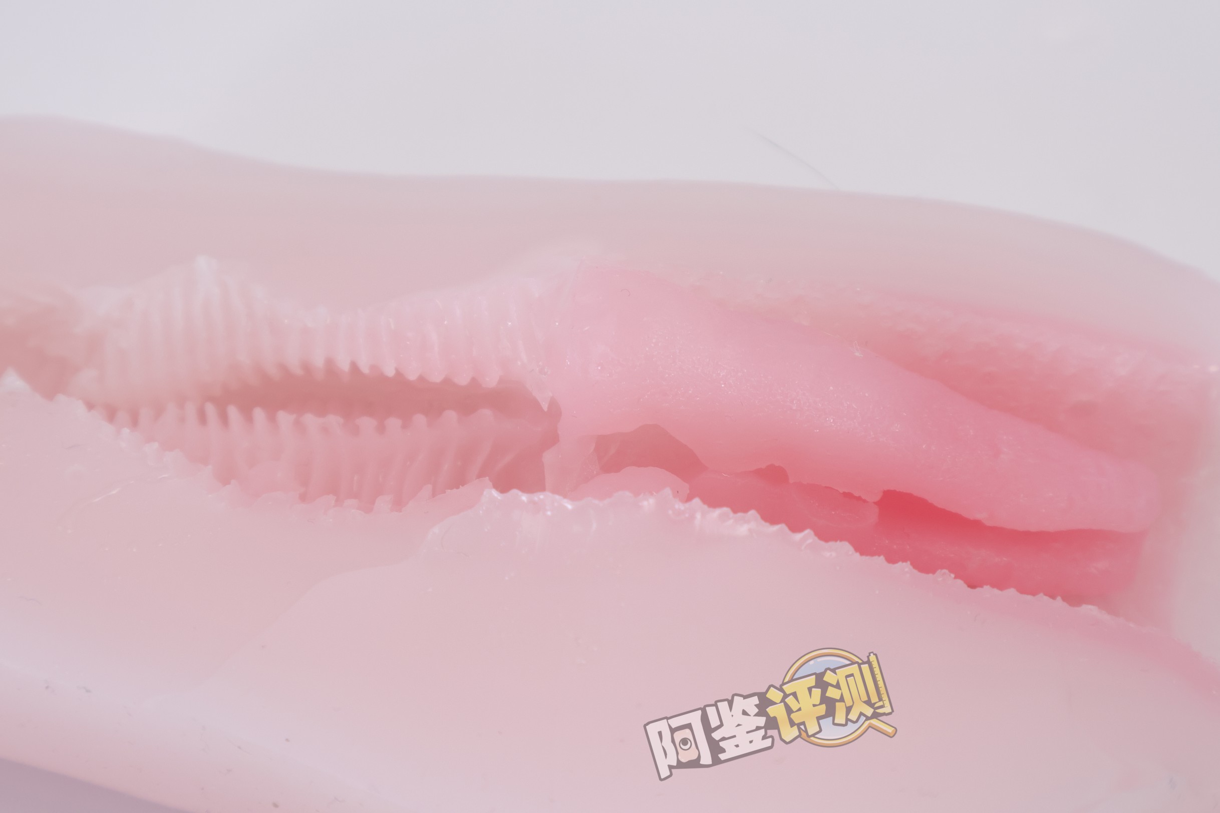 火炮——“ 颜面性器”评测!很有创意的设定,但是实际体验上完全没有体现出特点