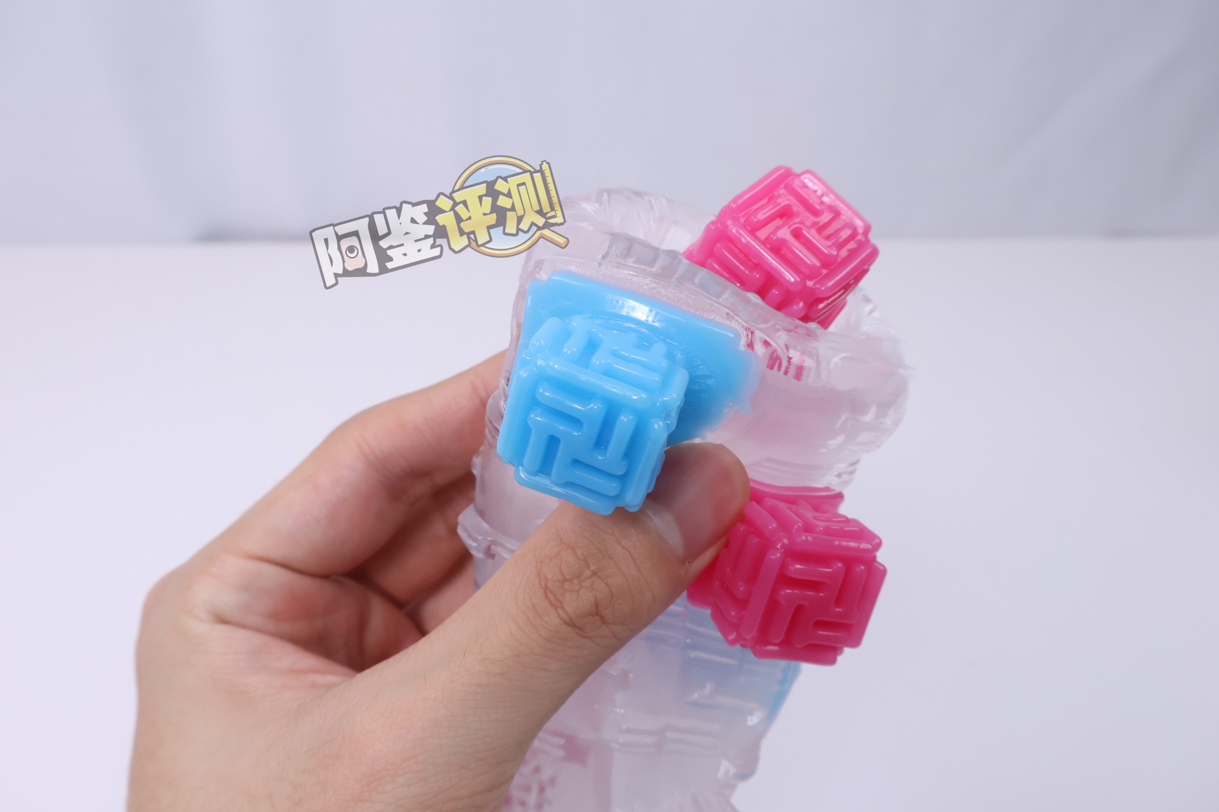 TENGA——“Bobble(魔力弹珠/疯狂方砖)”评测!高配版自慰套,需要手掌配合的“玩具型”飞机杯