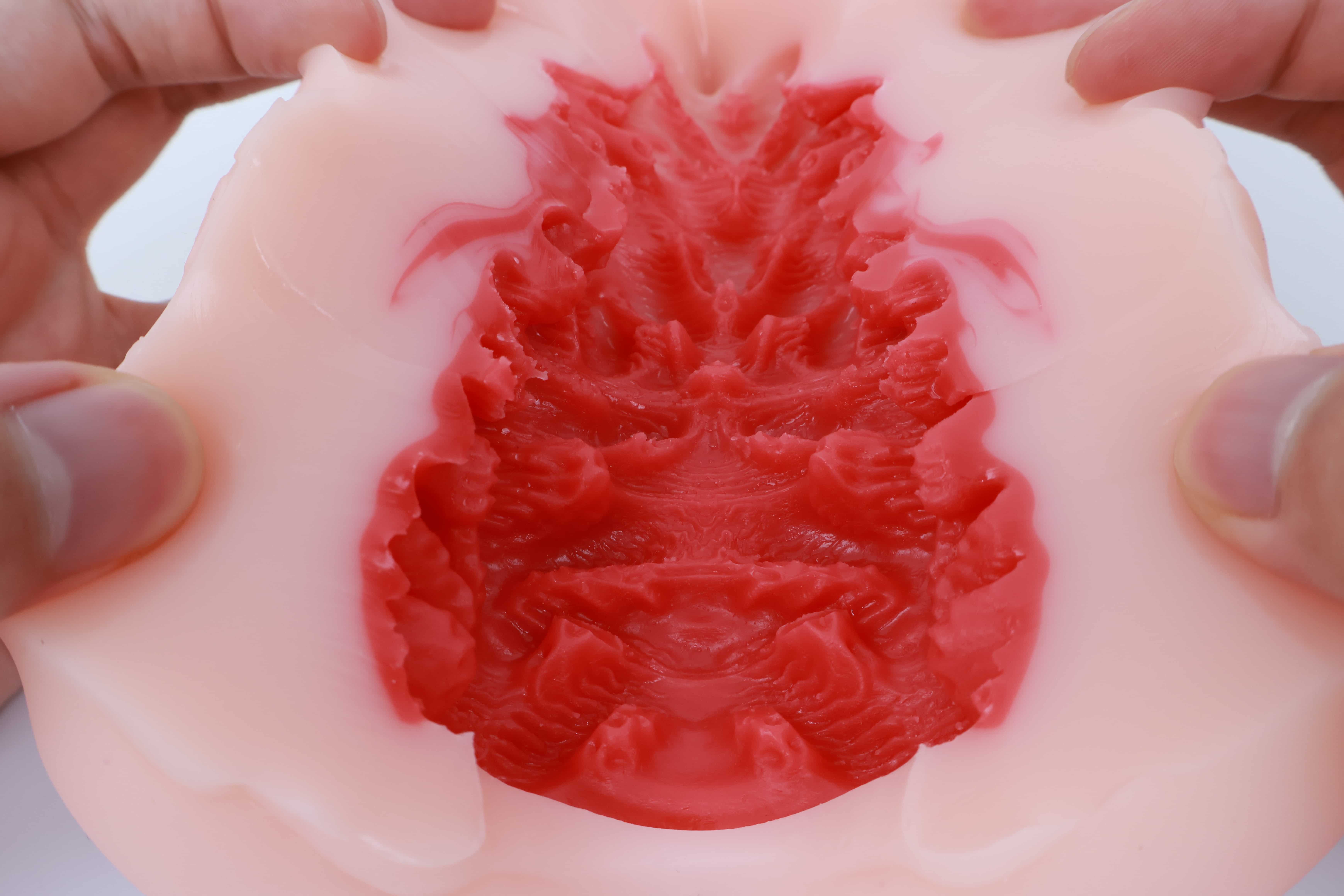 Lovefactor——“欲月之吻”评测!结构复杂充盈的肉感“尖牙”,看似凶险实则温柔~